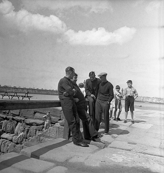 whitbypiers - Old Whitby Photos