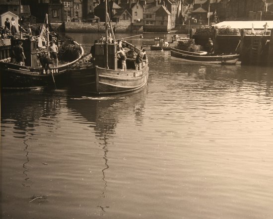 Whitby 8 - Pictures of Whitby from 1959